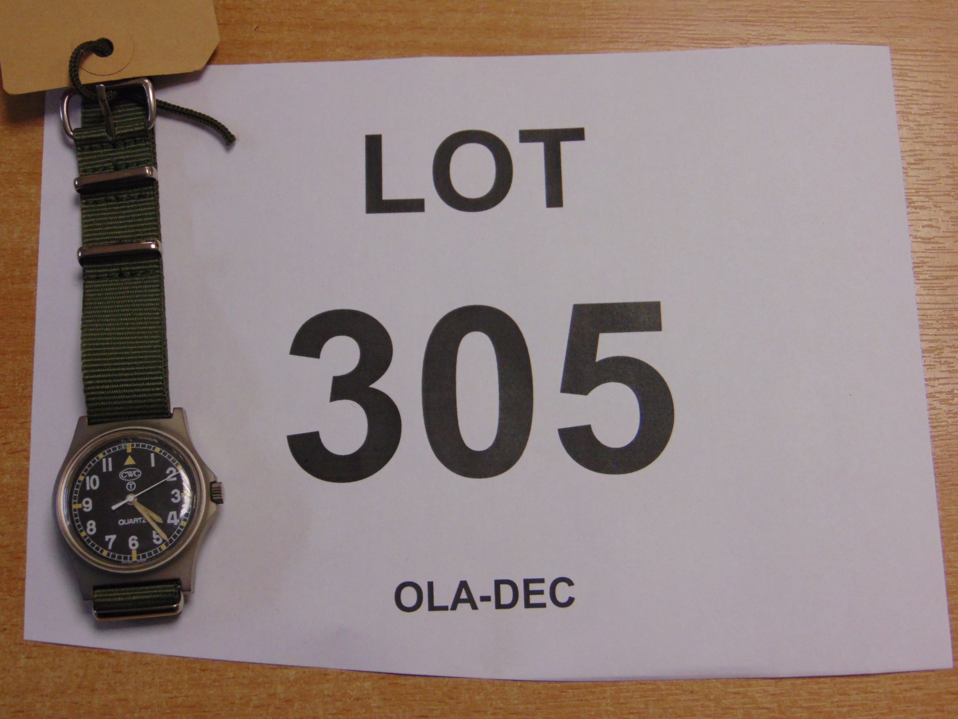UNISSUED CWC W10 BRITISH ARMY SERVICE WATCH -WATER PROOF TO 5 ATM NATO MARKS DATE 2005 SN.3761 - Image 4 of 8