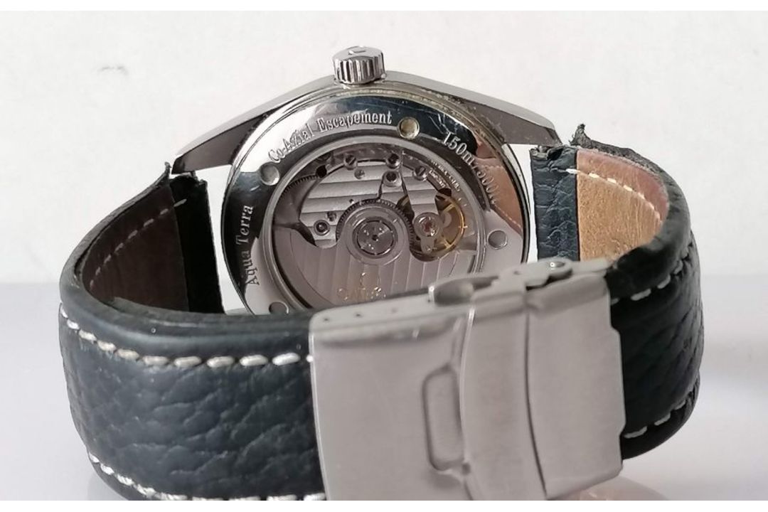 An Omega Seamaster Aqua Terra 150M Co-axial Chronometer automatic 39mm watch, stainless steel, blue - Image 4 of 6