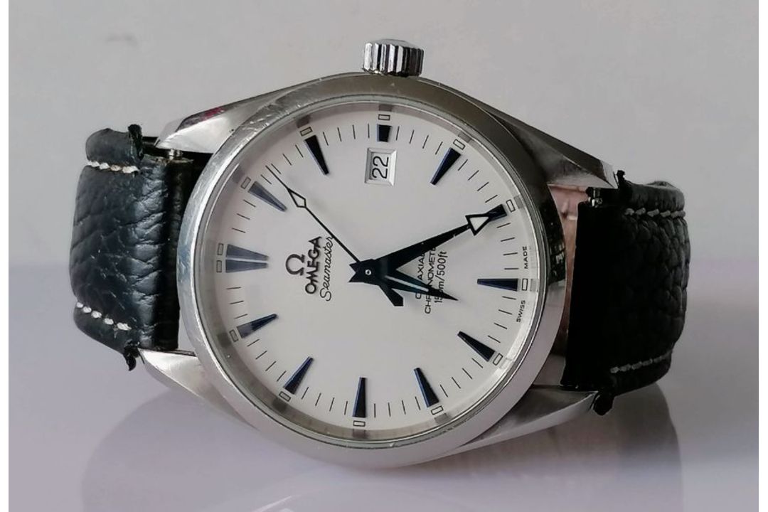 An Omega Seamaster Aqua Terra 150M Co-axial Chronometer automatic 39mm watch, stainless steel, blue - Image 1 of 6