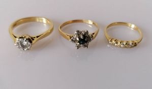 A solitaire diamond ring, illusion set on a yellow gold setting, diamond approx. 0.20 carats;