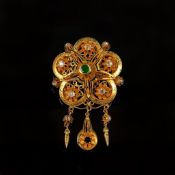 Antike Brosche, 19. Jahrhundert, 585/14K Gelbgold (getestet), 17,8g, Brosche in Blumenform, durchbr