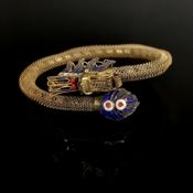 Drachenarmband, flexibel gearbeitet, Kopf- und Schwanzteil dekoriert, polychrome Emaille, Durchmess