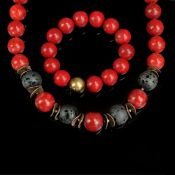 Designer Korallen-Set, Silber 925 (punziert), Gesamtgewicht ca. 137g, Halscollier und Armband aus g