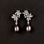 Paar exklusive Diamant-Perl-Ohrstecker, 950 Platin (punziert), Gesamtgewicht 10,24g, oberer Teil au