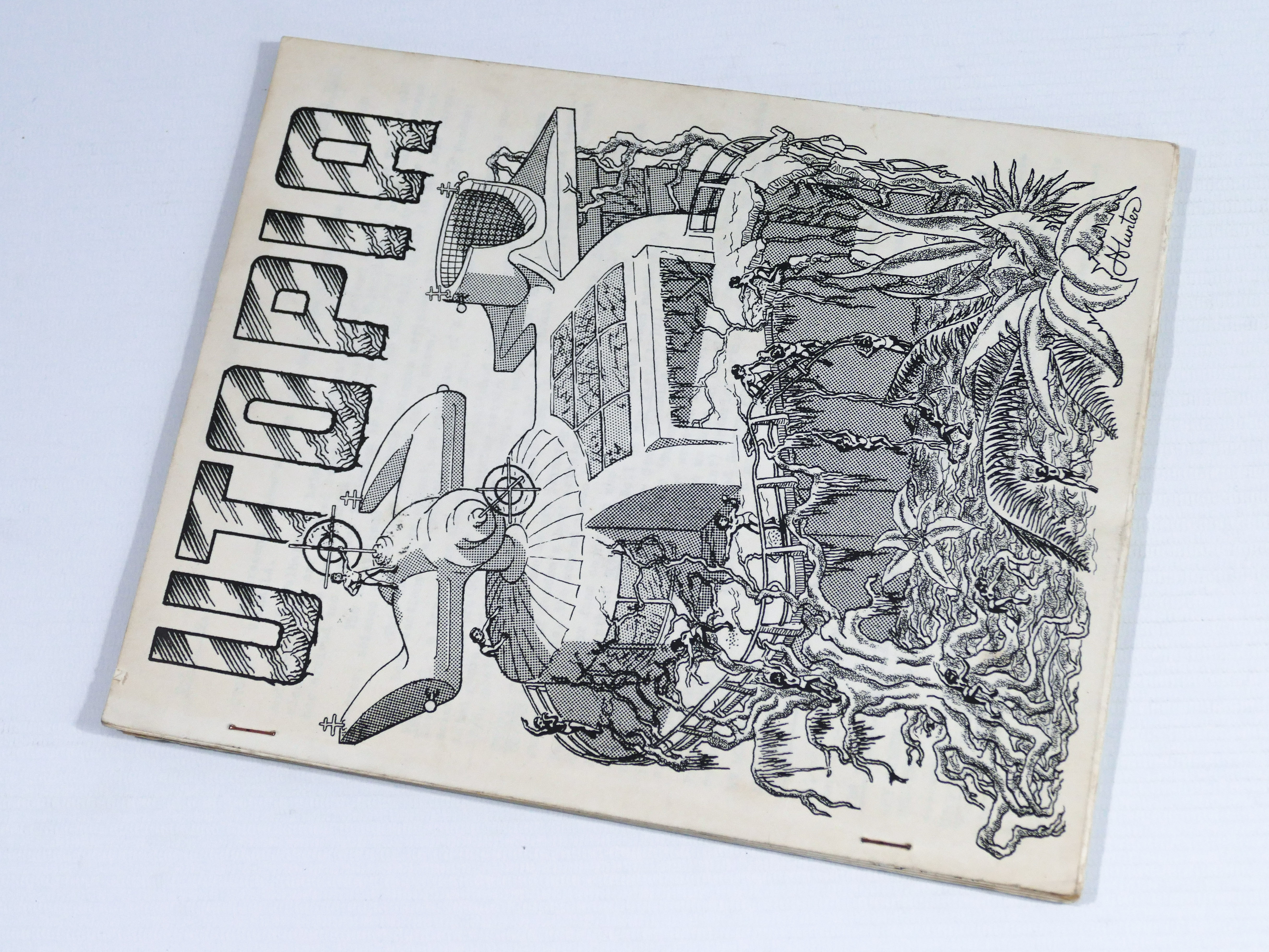 UTOPIA / VALHALLA #1 VINTAGE U.K. FANZINE COMIC BOOK ALAN MOORE FIRST PUBLISHED WORK H.P. LOVECRAFT