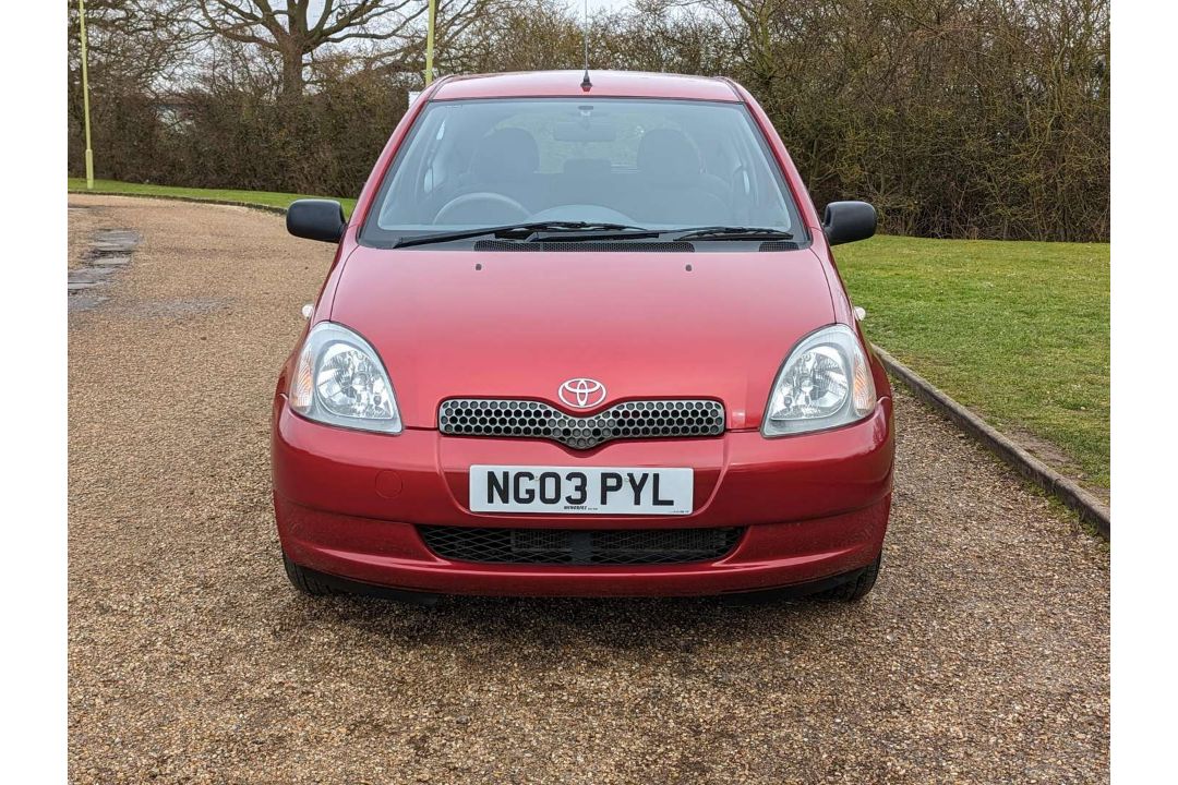 2003 TOYOTA YARIS VVTI COLOUR COLLECTION 15,000 MILES - Image 2 of 30