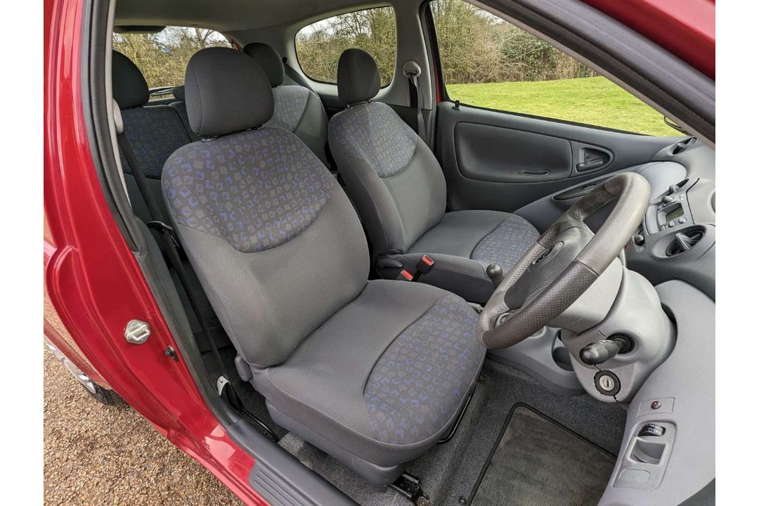 2003 TOYOTA YARIS VVTI COLOUR COLLECTION 15,000 MILES - Image 12 of 30