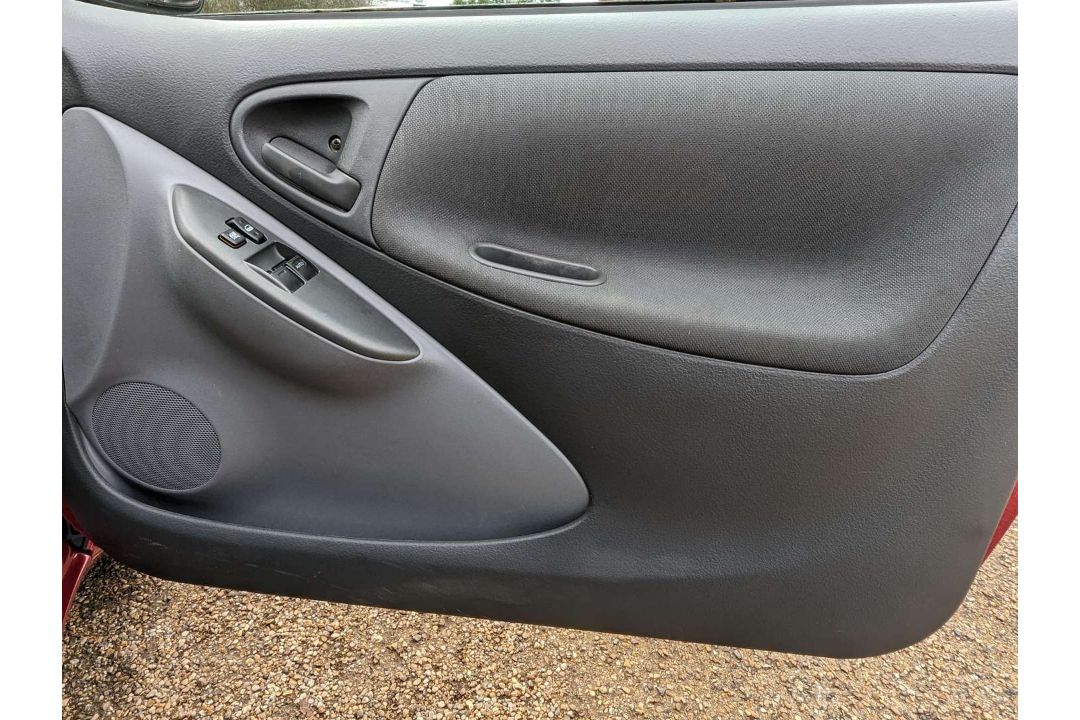 2003 TOYOTA YARIS VVTI COLOUR COLLECTION 15,000 MILES - Image 11 of 30