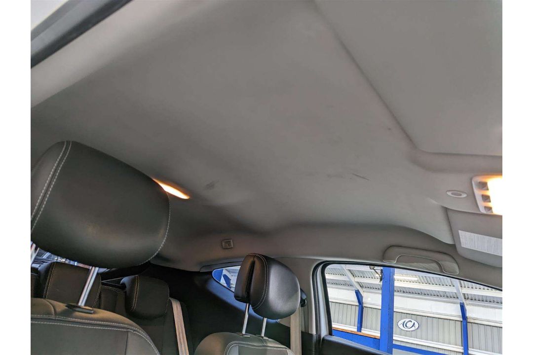 2011 RENAULT MEGANE MONACO GP DCI - Image 16 of 28
