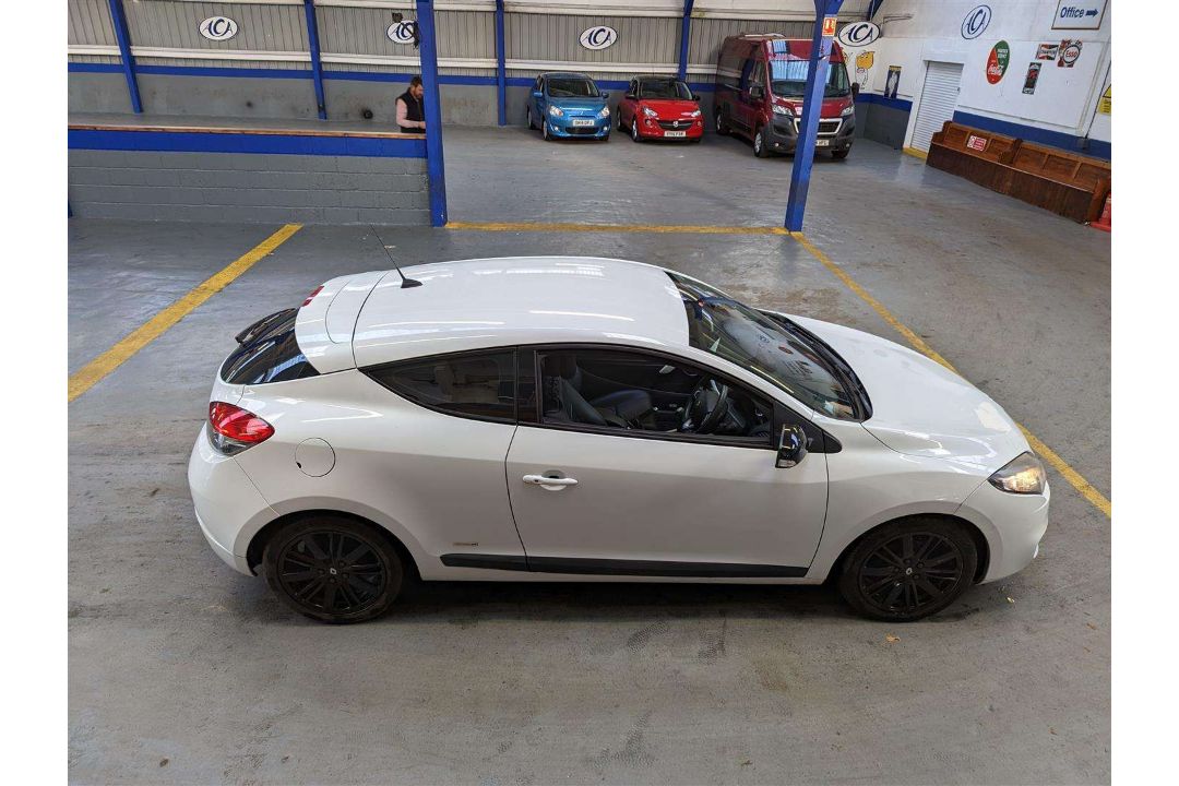 2011 RENAULT MEGANE MONACO GP DCI - Image 12 of 28