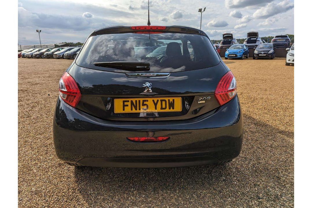 2015 PEUGEOT 208 STYLE E-HDI - Image 3 of 25