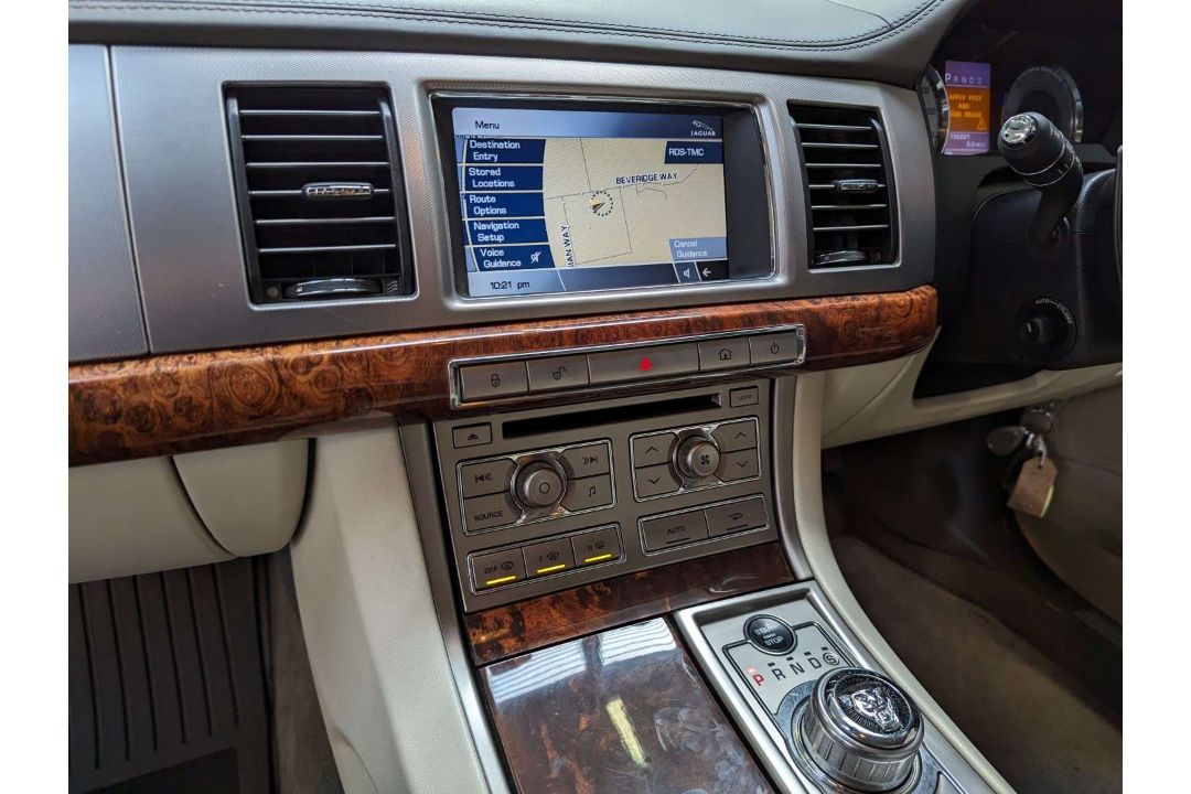2010 JAGUAR XF PREMIUM LUXURY V6 AUTO - Image 20 of 26