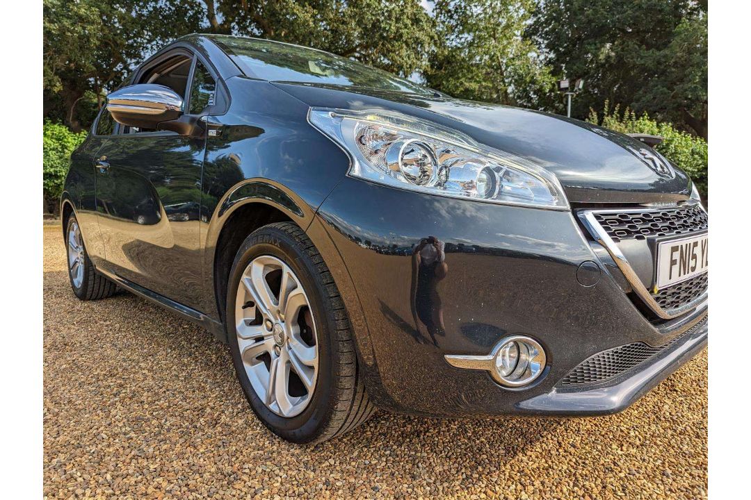 2015 PEUGEOT 208 STYLE E-HDI - Image 12 of 25