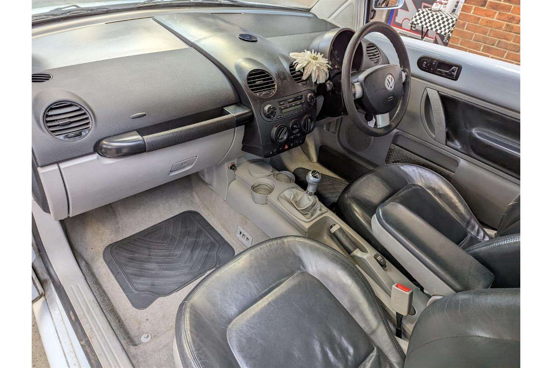 2001 VOLKSWAGEN BEETLE - Image 18 of 27