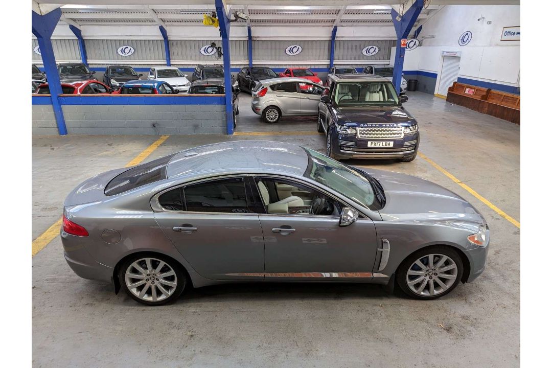 2010 JAGUAR XF PREMIUM LUXURY V6 AUTO - Image 11 of 26