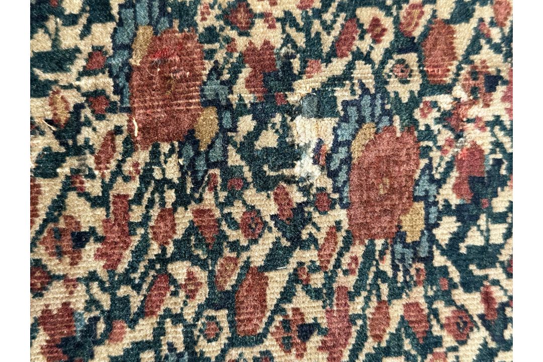 Teppich Senneh / Sanandaj antik, Rosenmotiv in all-over Musterung, beschädigt, 201cm x 123cm - Bild 5 aus 9