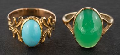 Two gemset rings, including a 9ct gold, oval, cabochon-cut chrysoprase ring, length of ring head ca.