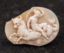 A shell cameo depicting Ophiotaurus and Gaia, length ca. 2.6cm, total weight ca. 1.1gms.