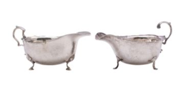 A George V silver sauce boat, maker John & William Deakin, Sheffield,