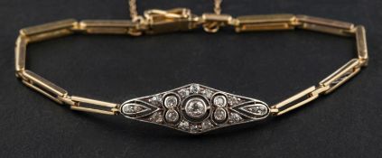 A single and old-cut diamond bracelet, estimated weight of principal diamond ca. 0.