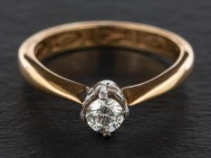 A 9ct gold, round, brilliant-cut diamond, single-stone ring, estimated diamond weight ca. 0.
