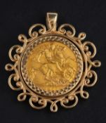 A George IV, half sovereign gold coin, dated 1911, diameter ca.