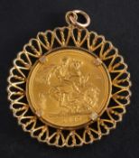 A Victorian sovereign gold coin, dated 1887, diameter ca.