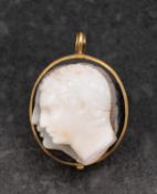 An early 19th century, sardonyx cameo pendant,