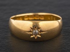 An 18ct gold, old-cut diamond single-stone ring, estimated diamond weight ca. 0.