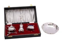 An Elizabeth II silver three-piece condiment set, maker John Rose, Birmingham, 1971,