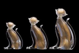 Salviati et Cie three graduating sommerso glass figures of seated cats after a design by Alfredo