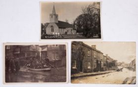 An accumulation of early 20th century and later British topographical postcards,