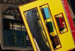 Tri-ang/Hornby OO/HO gauge and others. A collection of various railway, including set RS.