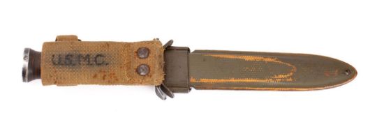 A US M3 pattern trench/fighting knife,
