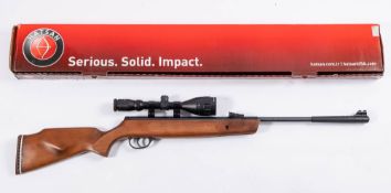 A Hatsan 1000X .177 calibre air rifle, serial number 0414 02510.