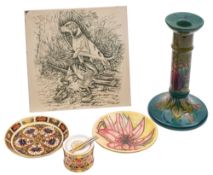A mixed lot of late 19th/20th century English ceramics comprising a Wedgwood Eturia tile printed in
