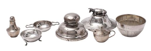 A mixed collection of silver items comprising of;