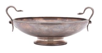 A George V silver pedestal bowl, maker William Hutton & Sons Ltd,
