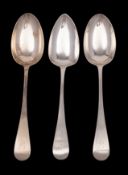 A pair of Edward VII silver Old English pattern tablespoons, maker John Round & Son Ltd, Sheffield,