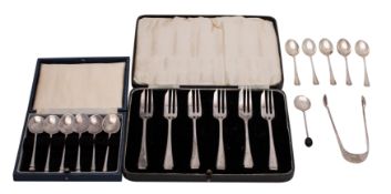 A set of six George VI silver pastry forks, makers William Suckling Ltd, Sheffield 1941,