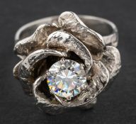A 9ct gold CZ ring, of flowerhead design, with hallmarks for London, 1974, length of ring head ca.
