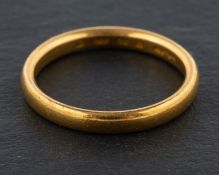 A Victorian 22ct gold band ring, with hallmarks for London, 1871, ring size M, total weight ca. 3.