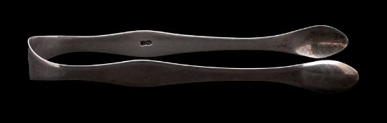 A pair of George IV silver sugar tongs, maker William Bateman one of plain form, London 1825, 35.