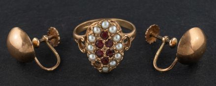 A 9ct gold, garnet and seed pearl cluster ring, with hallmarks for Birmingham, 1990,