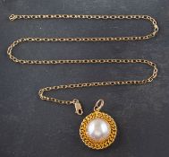 A mabe pearl pendant, diameter of mabe pearl ca.