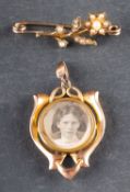 A seed pearl floral spray bar brooch, length ca. 4cm, weight ca. 2.
