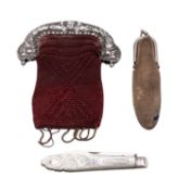 A George IV silver folding fruit knife, Thomas Marples, Sheffield 1824, mother of pearl scales,