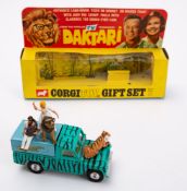 Corgi Toy Gift Set 7 'Daktari' : comprising Land Rover 109 in green and black stripes with lime