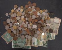 A collection of coins including an 1888 Spanish 5 Pesetas and an Edwardian 1906 sovereign etc.