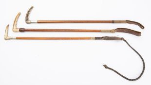 A lady's George V silver mounted riding crop, maker J Howell & Co, Ltd , Birmingham, 1920,